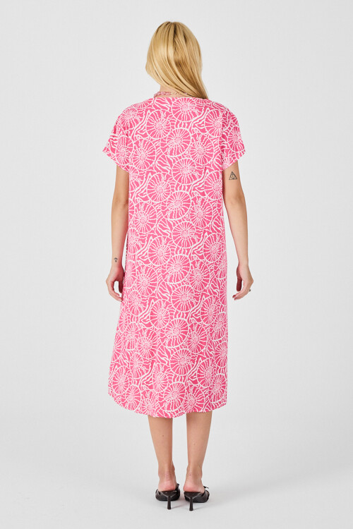 Pembe Derin V Yaka Kısa Kollu Çizgi Desenli Midi Boy Elbise BCVL-254004