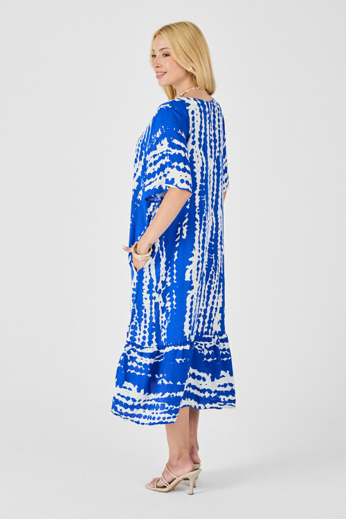 Saks Batik Desenli V Yaka Eteği Volanlı Oversize Elbise BCVL-254023