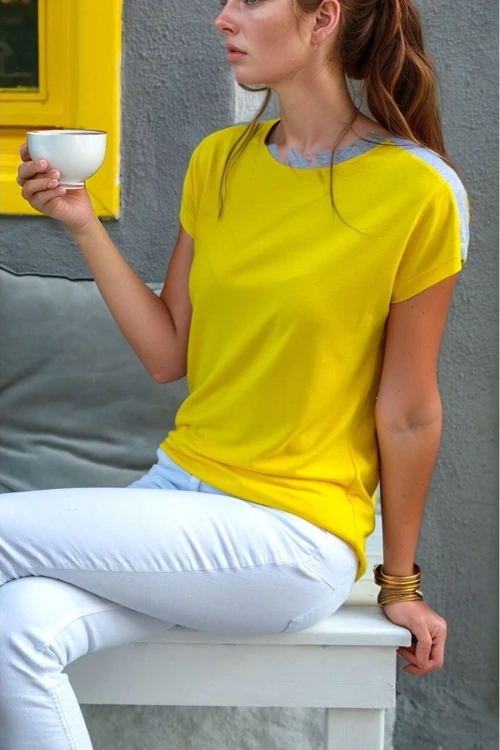 Sarı Color Block Omzu Garnili Tshirt BCBSK-25700-3229