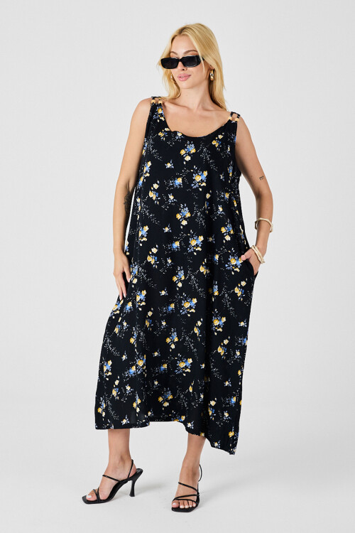 Siyah Askılı Boncuk Detaylı Çift Cepli Desenli Salaş Elbise BCVL-254027