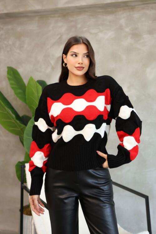 Siyah Bisiklet Yaka Kabartma Desenli Triko Kazak BCES-252034