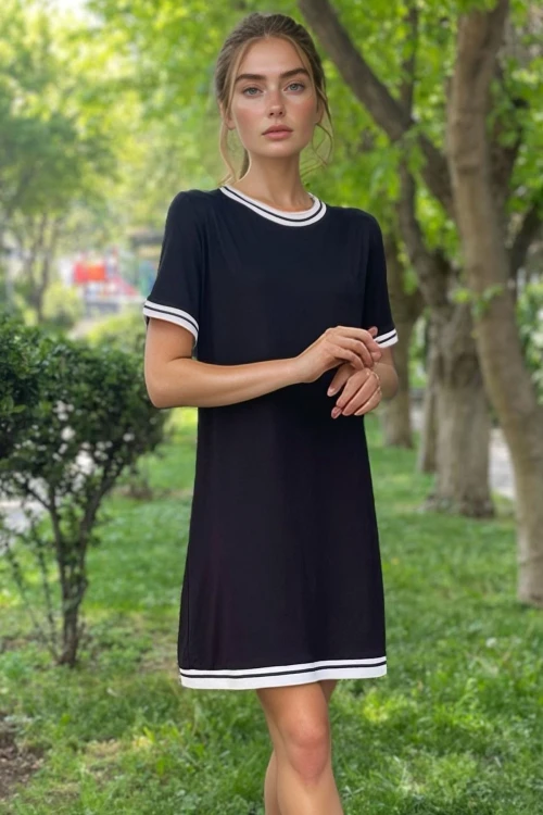 Siyah Bisiklet Yaka Ribana Şeritli Rahat Kalıp Viscon Elbise BCVL-2530002