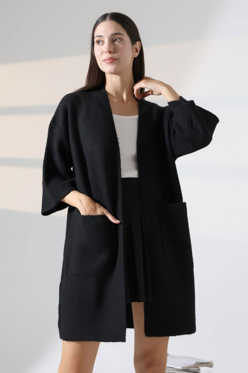 Siyah Çift Cepli Yarım Kol Uzun Boy Triko Hırka BCES-252019