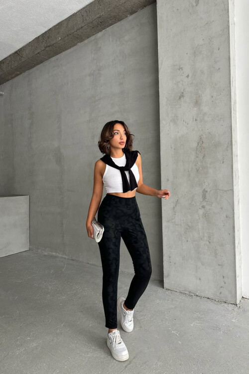 Siyah Kamuflaj Desenli Tayt BCHN-2526638