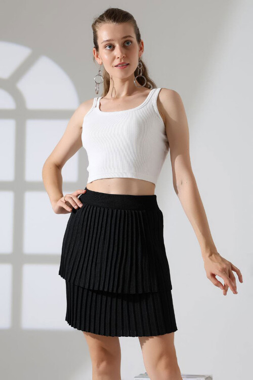 Siyah Kat Kat Pileli Triko Etek BCES-252002