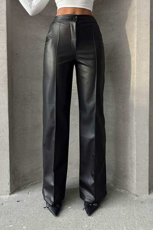 Siyah Önü Dikiş Detaylı Suni Deri Palazzo Pantolon BCHN-2526654