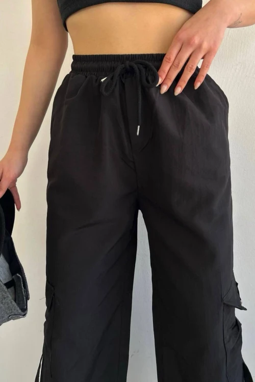 Siyah Paraşüt Kumaş Cepli Kargo Jogger Pantolon BCHN-2510000