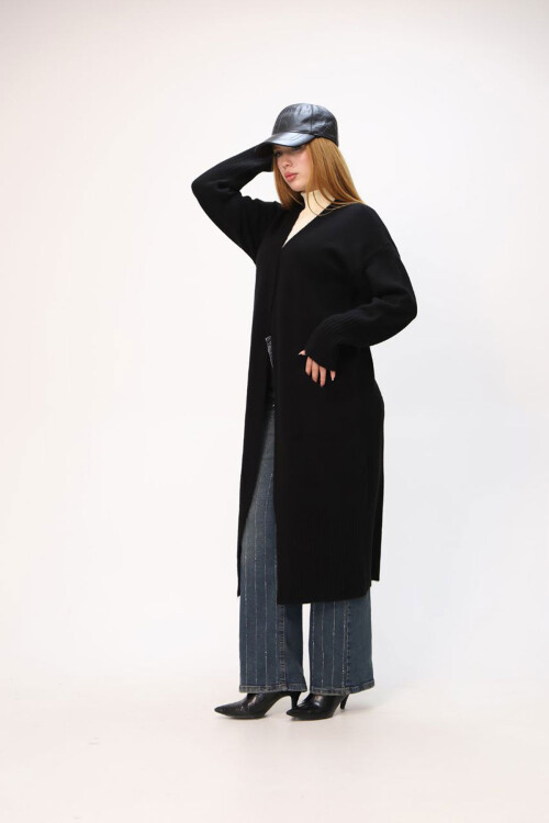 Siyah Salaş Yumuşak Dokulu Triko Hırka BCES-252009