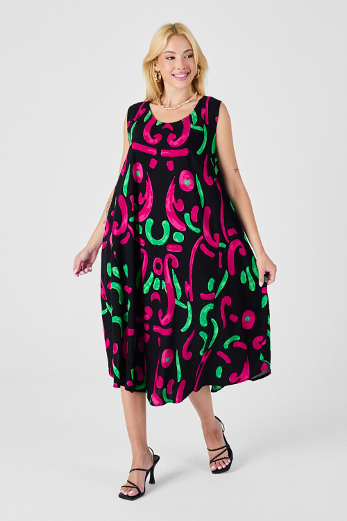 Siyah U Yaka Kolsuz Asimetrik Kesim Midi Boy Elbise BCVL-254017