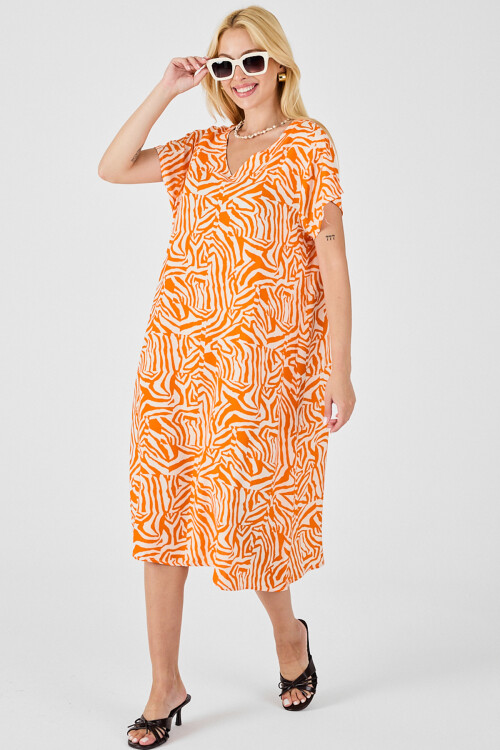 Turuncu Beyaz Derin V Yaka Kısa Kollu Çizgi Desenli Midi Boy Elbise BCVL-254004