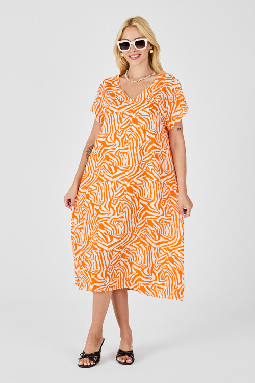 Turuncu Beyaz Derin V Yaka Kısa Kollu Çizgi Desenli Midi Boy Elbise BCVL-254004