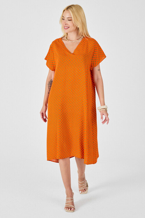 Turuncu Derin V Yaka Kısa Kollu Çizgi Desenli Midi Boy Elbise BCVL-254004