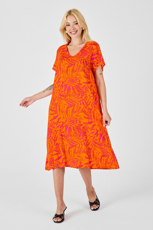 Turuncu Desenli V Yaka Kısa Kollu Midi Boy Elbise BCVL-254015