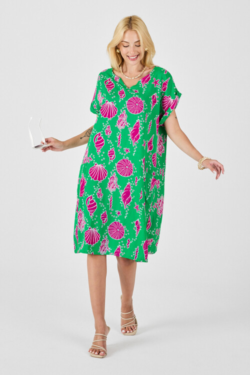 Yeşil Deniz Kabuğu Desenli V Yaka Oversize Elbise BCVL-254022