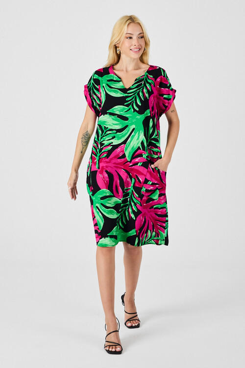 Yeşil-Fuşya Tropik Desenli V Yaka Rahat Kesim Elbise BCVL-254020