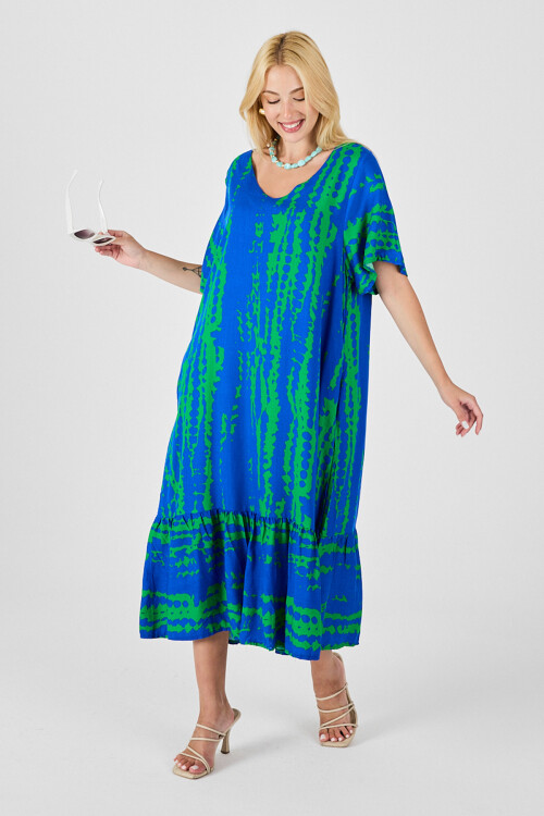 Yeşil Mavi Batik Desenli V Yaka Eteği Volanlı Oversize Elbise BCVL-254023