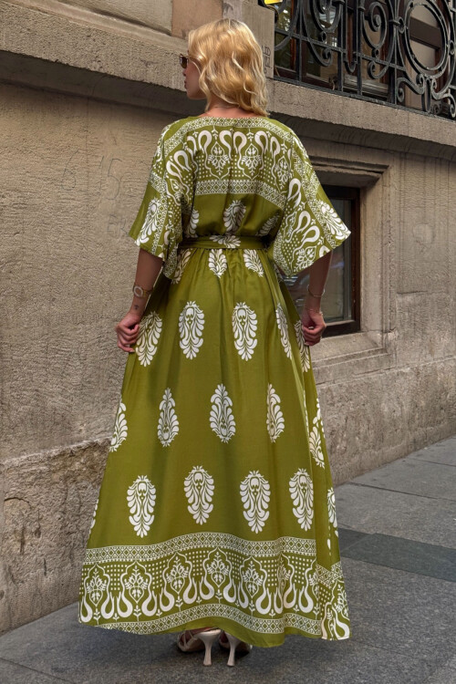 Zeytin Yeşili V Yaka Maxi Boy Yırtmaçlı Desenli Viscon Dokuma Elbise BCVL-25V208