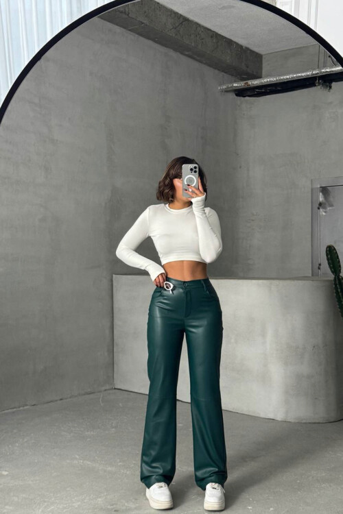 Zümrüt Çift Cepli Fit Kesim Suni Deri Pantolon BCHN-25267542