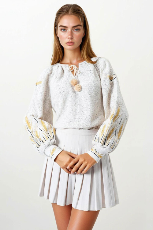 Bej Başak Nakışlı Bağcıklı Püskül Detaylı Bohem Bluz BCHESQ-251159