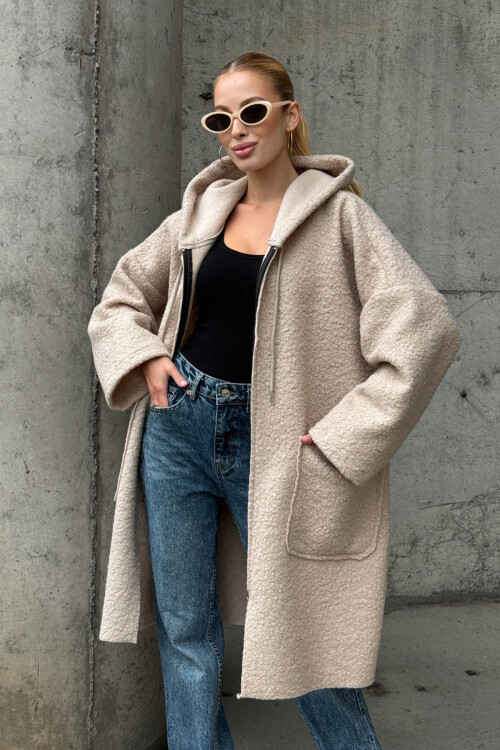 Bej Kapüşonlu Çift Cepli Oversize Buklet Ceket Kaban BCVL-25V607