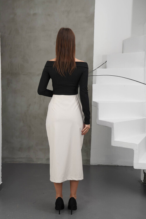 Beyaz Midi Boy Yırtmaçlı Suni Deri Etek BCHN-2526428