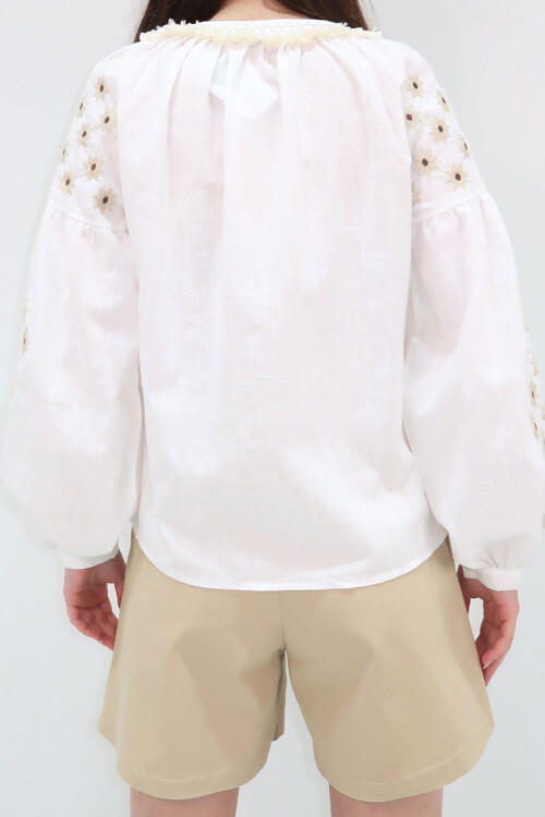 Ekru Püskül Detaylı Nakış İşlemeli Pamuk Bluz BCHESQ-251089