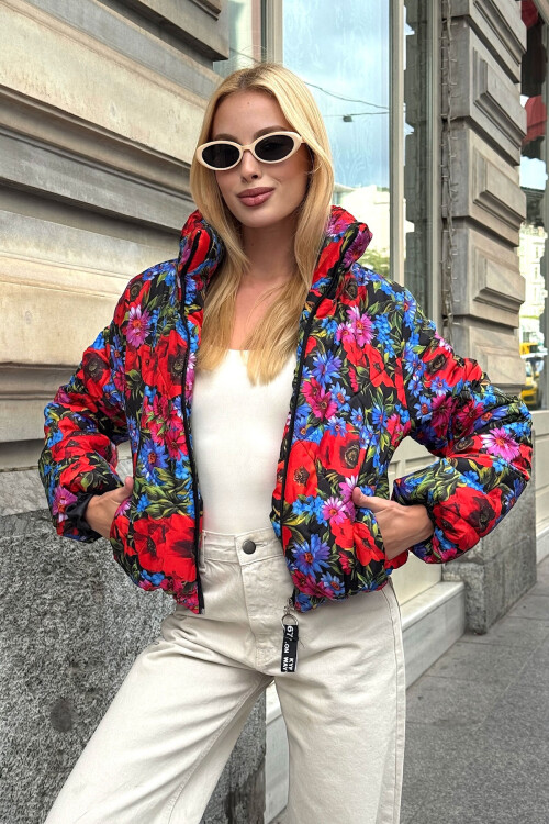 Fuşya Çiçek Desenli Cepli Şişme Mont BCVL-25N015