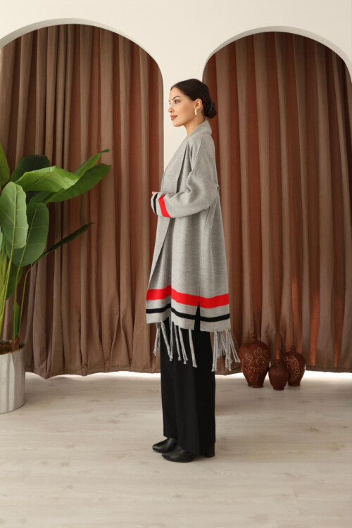 Gri Püsküllü Renk Bloklu Uzun Triko Hırka BCES-253002