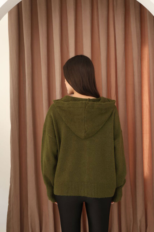 Haki Düğmeli Kapüşonlu Soft Touch Triko Hırka BCES-253009