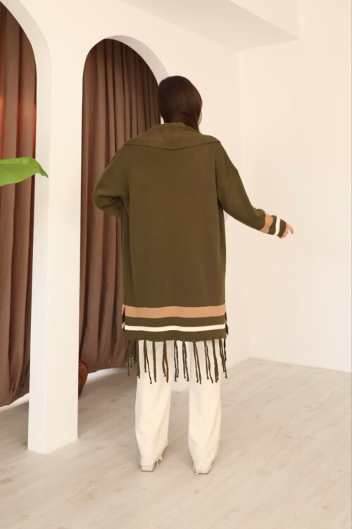 Haki Püsküllü Renk Bloklu Uzun Triko Hırka BCES-253002