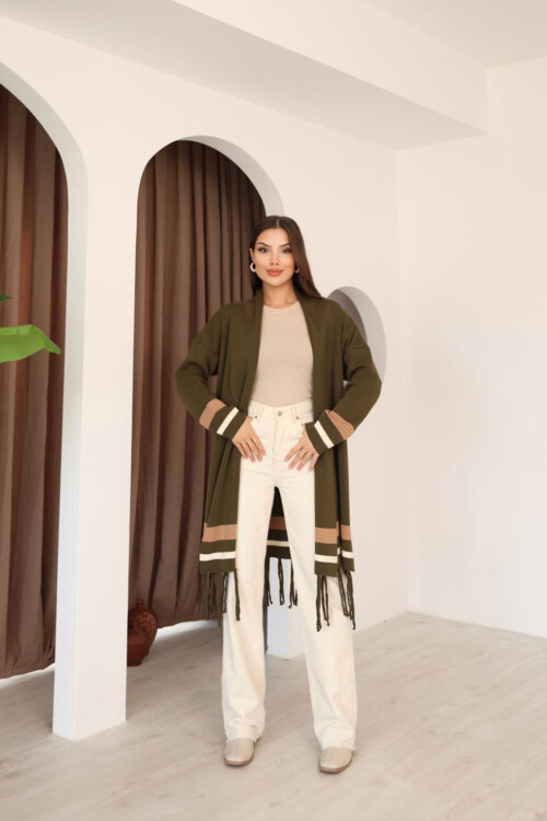 Haki Püsküllü Renk Bloklu Uzun Triko Hırka BCES-253002