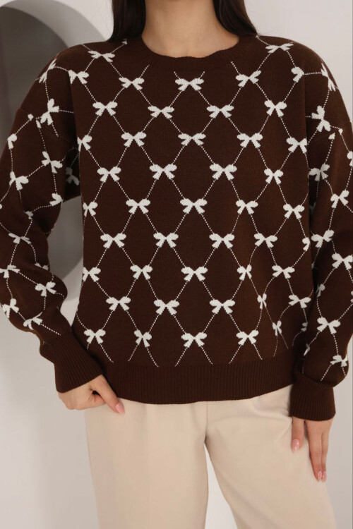 Kahverengi Bisiklet Yaka Fiyonklu Triko Kazak BCES-253012