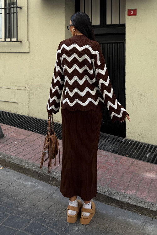 Kahverengi Zigzak Desenli Kazak Ve Elbise Triko Takım BCDF-25A2247