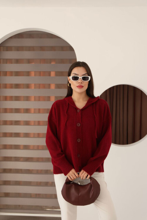 Kırmızı Düğmeli Kapüşonlu Soft Touch Triko Hırka BCES-253009