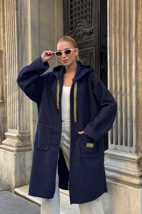 Lacivert Çift Cepli Kapüşonlu Uzun Kışlık Buklet Ceket BCVL-25V221