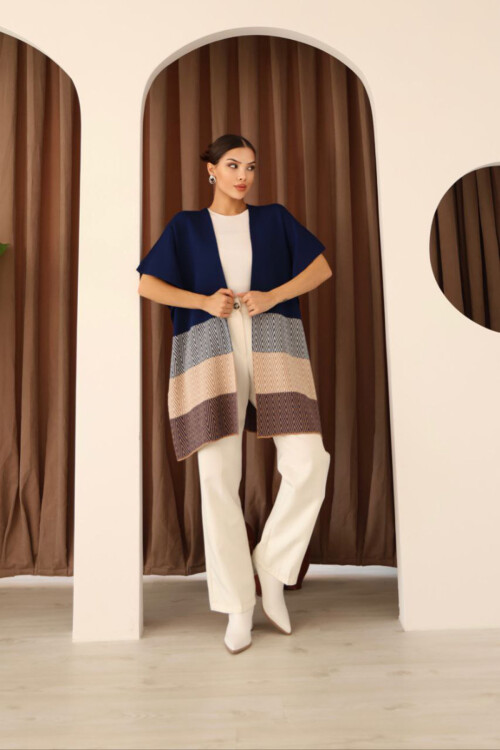 Lacivert Zigzag Desenli Renk Bloklu Geniş Kesim Hırka BCES-253006
