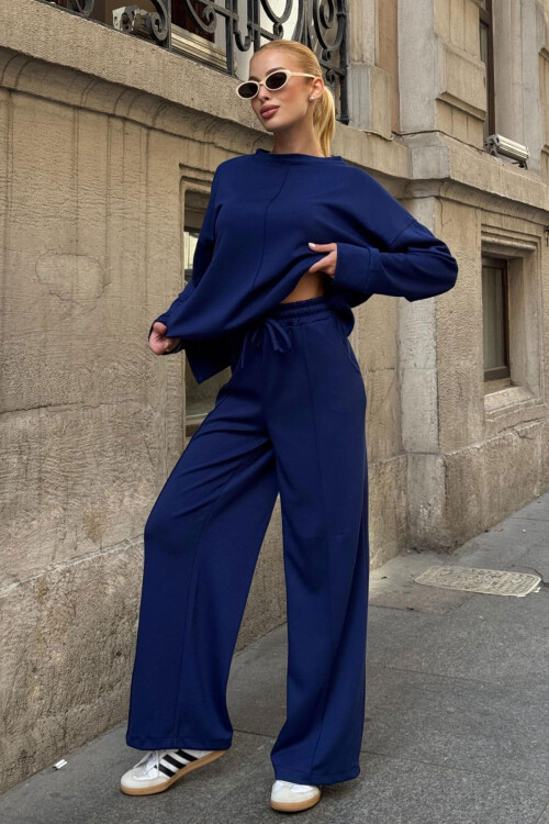 Saks Bisiklet Yaka Yırtmaç Detaylı Bluz Ve Rahat Kesim Pantolon Modal Alt Üst Takım BCVL-25V215