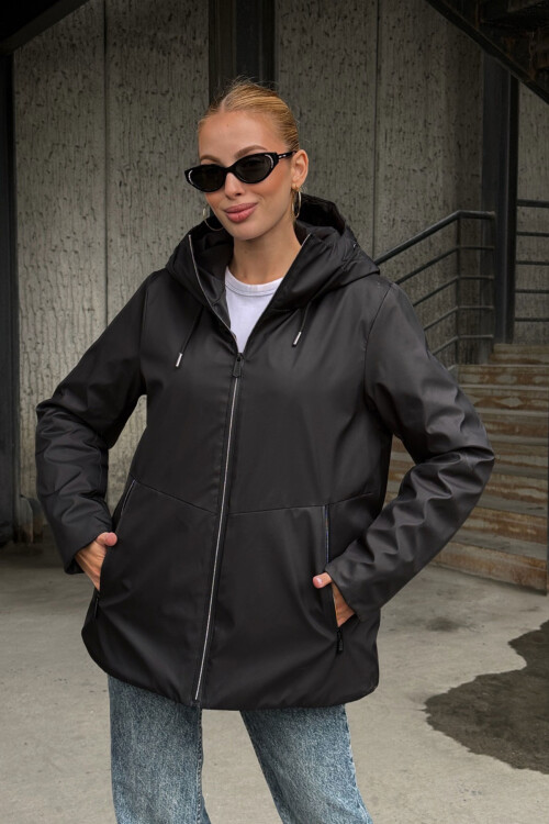 Siyah Çift Cepli Kapüşonlu Mont BCVL-254204