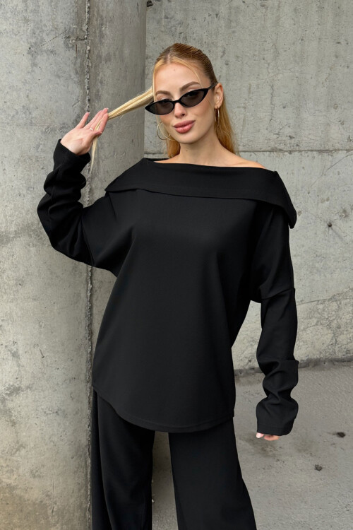 Siyah Düşük Yaka Rahat Kesim Yumuşak Dokulu Bluz Ve Pantolon Alt Üst Takım BCVL-25V234