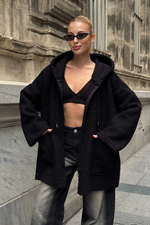 Siyah Kapüşonlu Çift Cepli Oversize Buklet Ceket Kaban BCVL-25V608