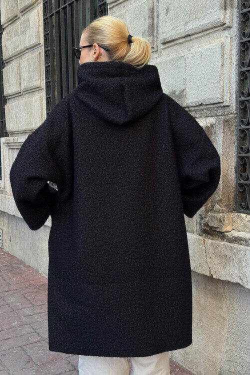 Siyah Kapüşonlu Çift Cepli Oversize Buklet Ceket Kaban BCVL-25V607