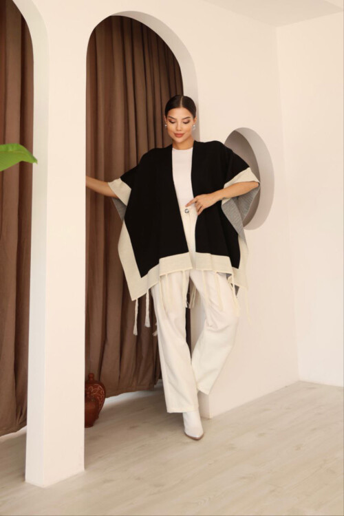 Siyah Püsküllü Renk Bloklu Kışlık Triko Şal BCES-253005