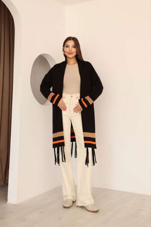 Siyah Püsküllü Renk Bloklu Uzun Triko Hırka BCES-253002