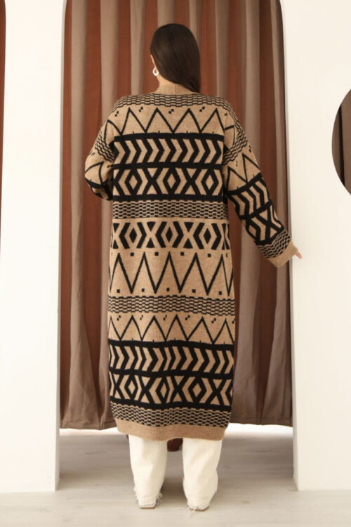 Tarçın Kahve Desenli Saçaklı Uzun Boy Triko Hırka BCES-253001