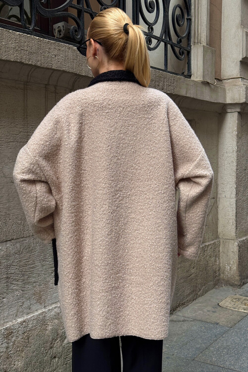 Taş Polo Yaka Çift Cepli Düğme Detaylı Buklet Ceket Kaban BCVL-25V602