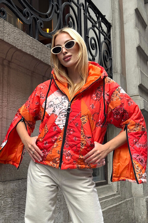 Turuncu Kapüşonlu Desenli Şişme Mont BCVL-25N1001