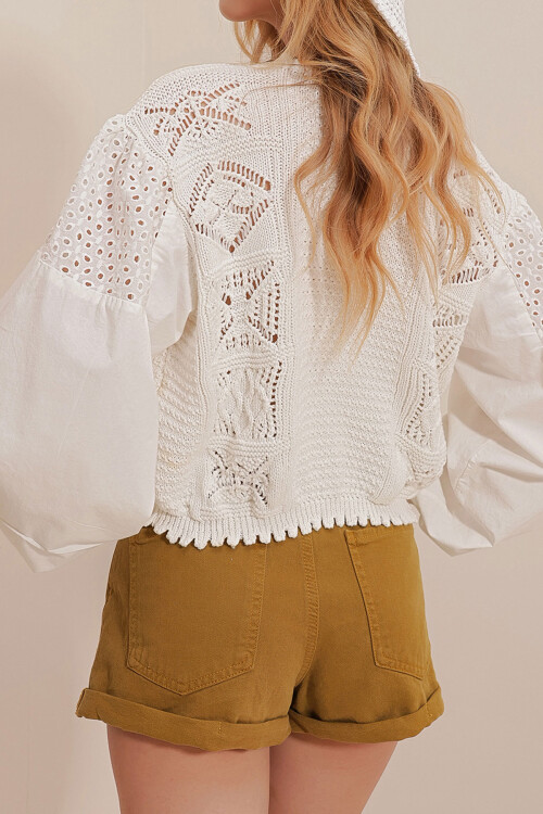 Vanilya Bisiklet Yaka Ajrulu Kolları Fistolu Crop Triko Hırka BCHESQ-251002