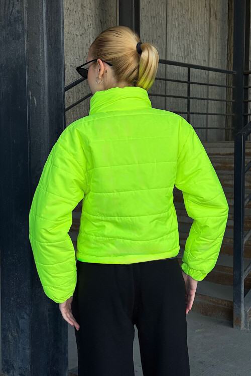 Yeşil Çift Cepli Kapitone Şişme Mont BCVL-25N1002