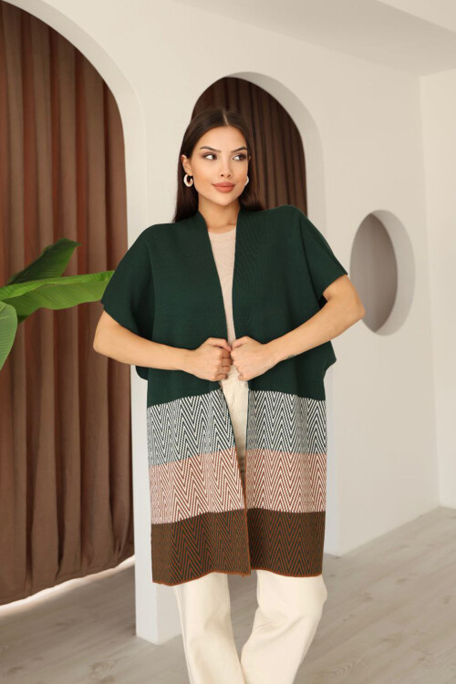 Zümrüt Yeşili Zigzag Desenli Renk Bloklu Geniş Kesim Hırka BCES-253006