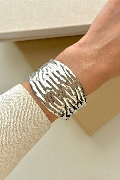 316L Çelik Kalın Kelepçe Bileklik Kadın Bilezik Ayarlanabilir Kelepçe BCYJ-251028